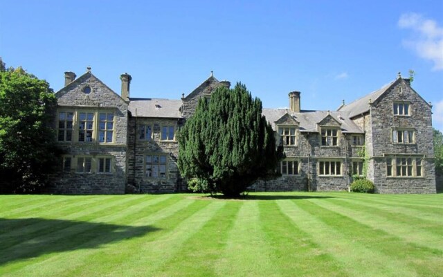 Luxurious Mansion in The Bothy With Private Terrace