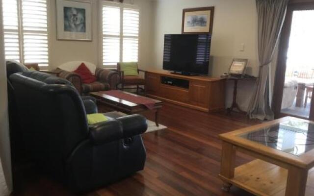 A Homestead on Market