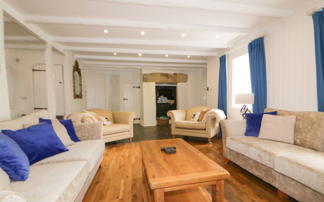 Great Western Farmhouse