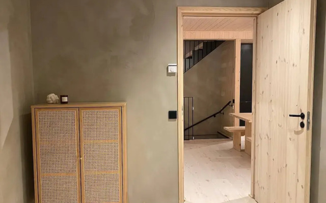 Modern Luxury 4BR Villa Levi Center