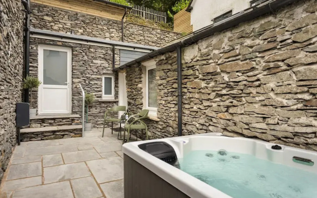 Ferry View Studio in Bowness-on-windermere