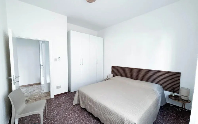 Seafront Apartment With Private Parking