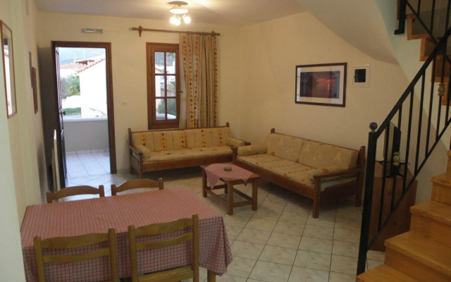 Lakonia Bay - Apartments