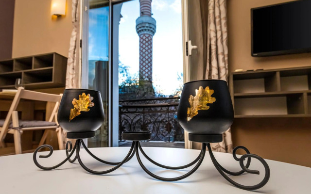 1BD Apartment with a Cute Balcony in Kapana