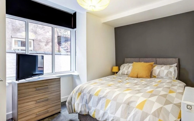 Townhouse Plus @ 166 Edleston Road Crewe