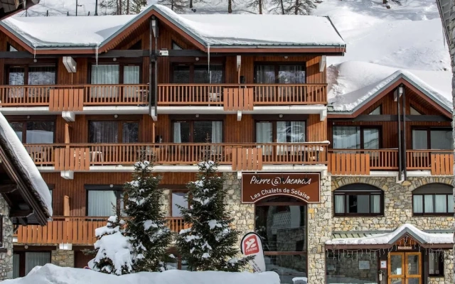 CHAS5 - Superbe appartement, centre ville proche pistes et commerces.