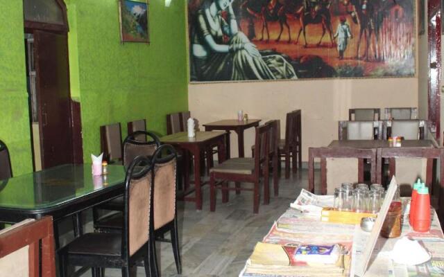 Hotel Raj Bed & Breakfast