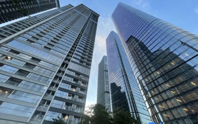 Bangtuomeinuo Executive Apartment (Shenzhen Futian chegongmiao zhongzhouwan store)