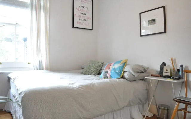 Modern 2 Bedroom North London Apartment