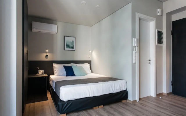 WYZ Athens Apartments by UPSTREET
