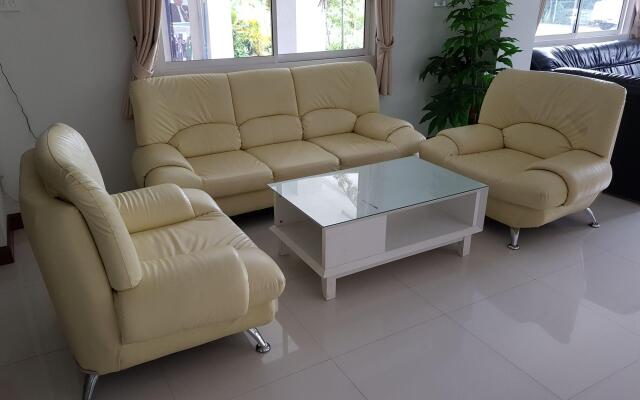 Chatchawan Apartment