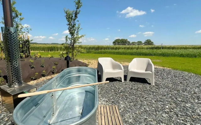 Romantic Holiday Home With Shared Pool