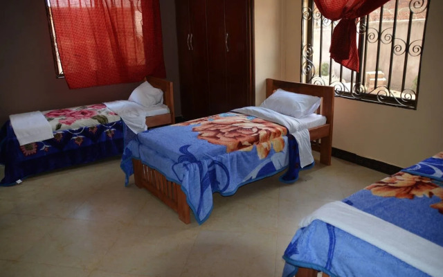 Mtango House Sakina - Hostel