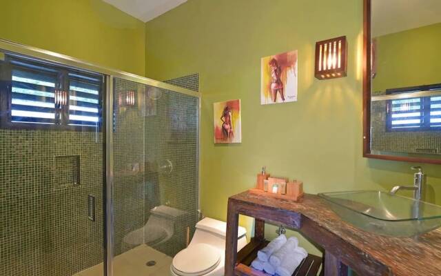 Nianna Luxurious Villa
