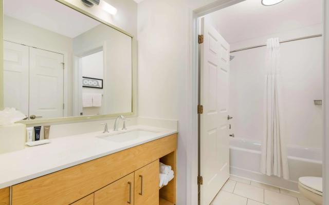 Sonesta ES Suites Charlotte Arrowood