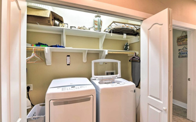 Ocean View & Grill: Crystal Beach Bungalow!