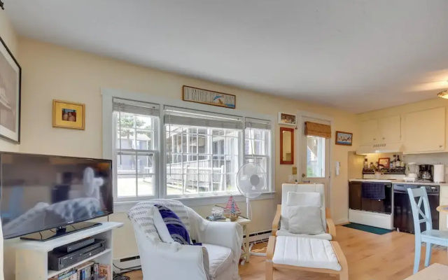 Pool & Beach Access: Coastal Condo in Provincetown