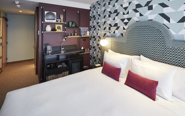 Ovolo Melbourne South Yarra, a Wyndham Hotel