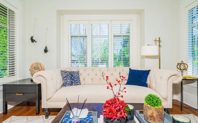 Timeless Retreat Near Central Vancouver