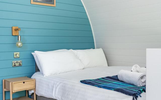 Glamping Pod Two - Holly Tree Barns