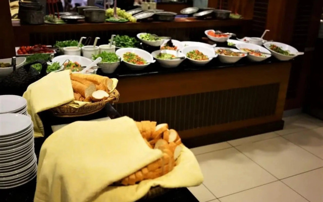 Lara Otel +12 Only Adult