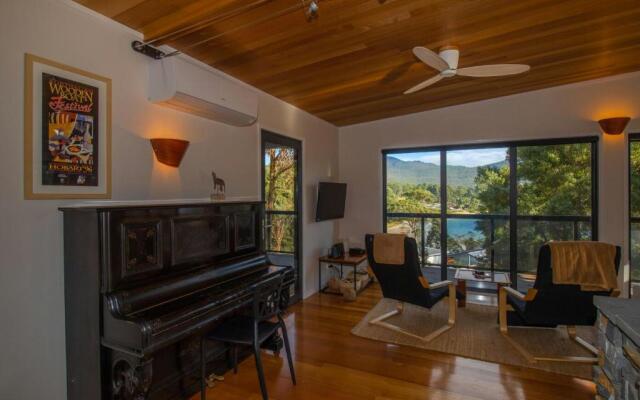 Adventure Bay Beach House