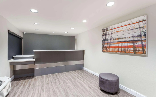 Days Inn Yosemite Area