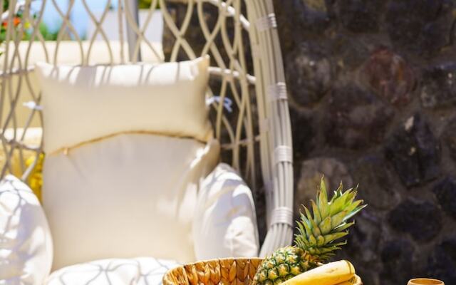 Pasithea Luxury Suites