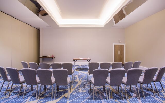 Crowne Plaza Gerrards Cross by IHG