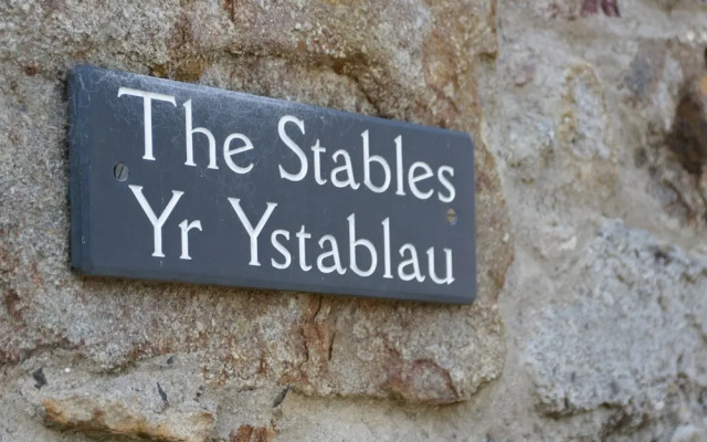 No 2 The Stables