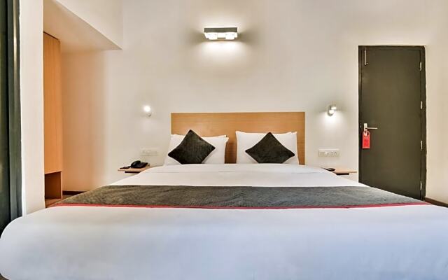 OYO Townhouse 182 Menka