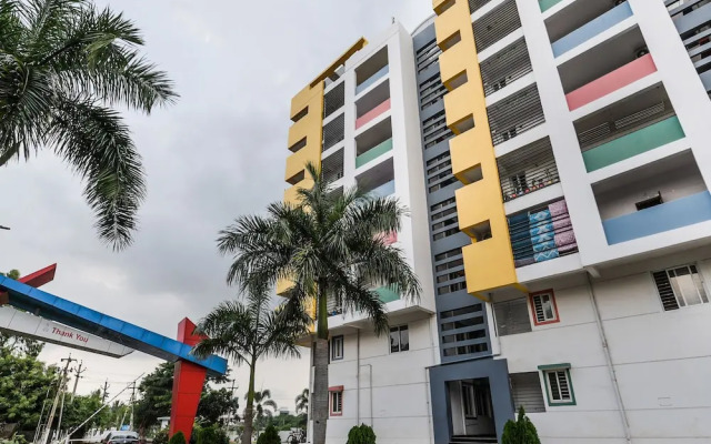 OYO 16653 Green City Service Apartment