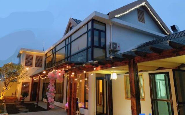 Floral Hotel·Shanghai Yajing Keju Hotel