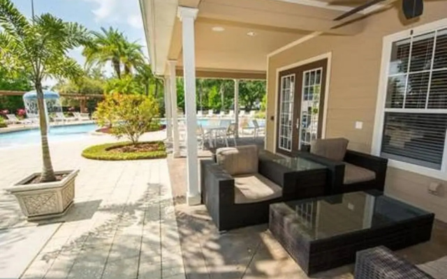 #01 Three Bedroom Townhouse