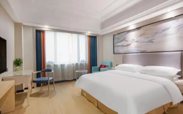 Vienna International Shanghai Pujiang Town