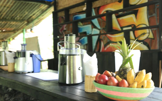Red Rocks Rwanda Guesthouse & Campsite