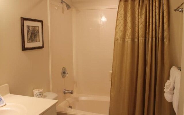 Waterscape by Vacasa