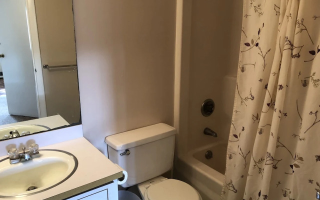 Silver Spring Chalet - GetAway