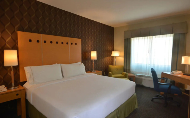 Holiday Inn Express And Suites Monterrey Aeropuerto