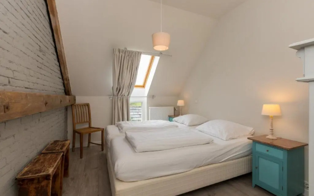 Lepelstraat 14, Vrouwenpolder- Knotwilg