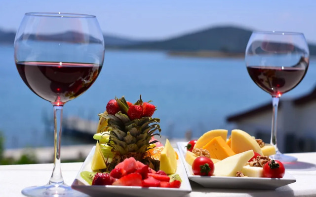 Cunda Ezer Otel