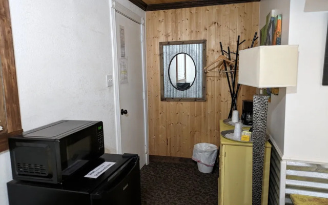 Squaw Valley Motel