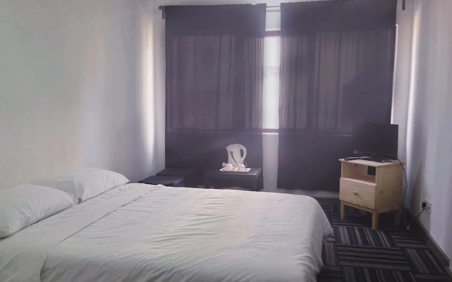 Agora Hotel