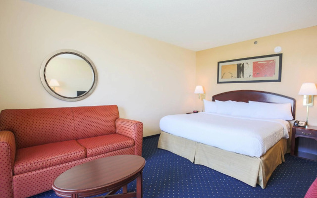 Courtyard Flint by Marriott