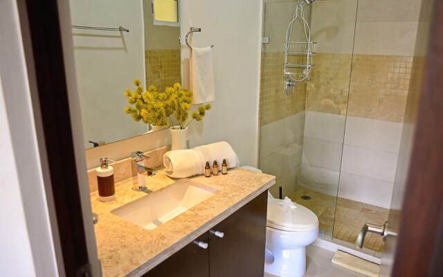 Sabbia Apartment D405 by iMexico