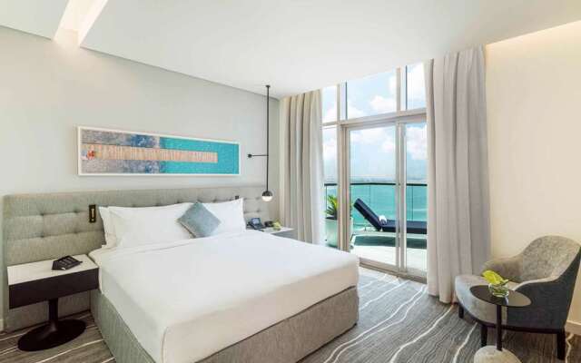 Th8 Palm Dubai Beach Resort, Vignette Collection, by IHG