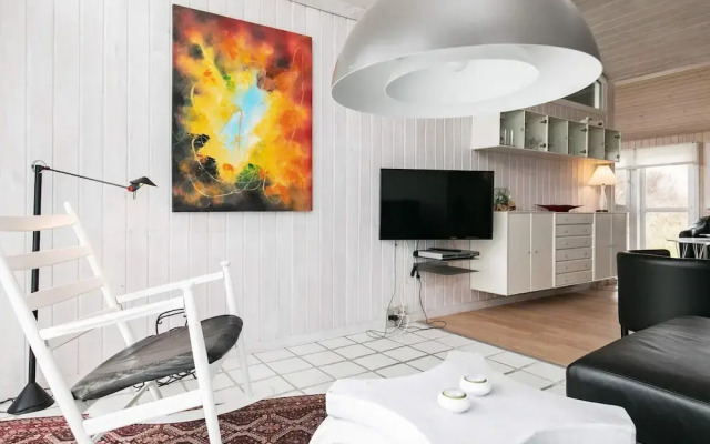 6 Person Holiday Home in Blokhus-by Traum