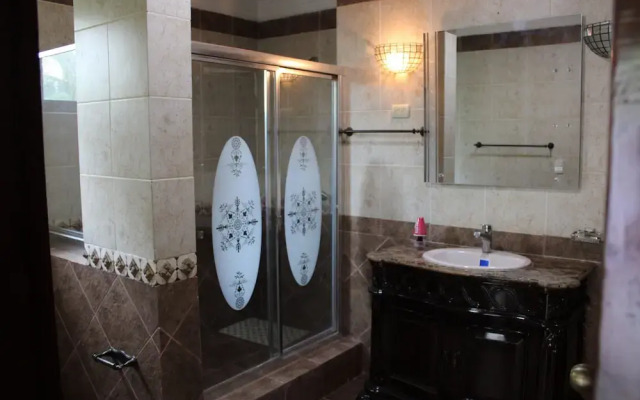 Villa GuavaBerry 5BR 6Bds 12Pax HugePool