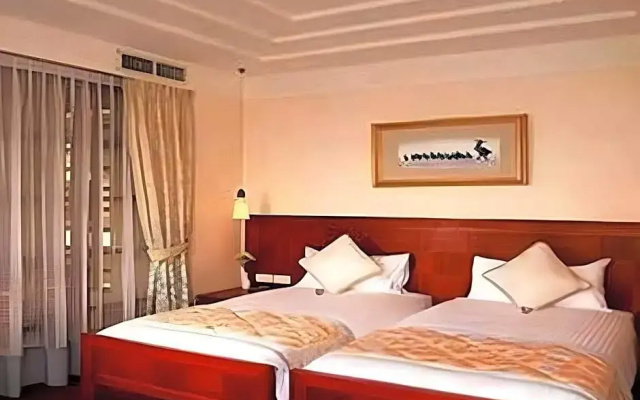 Patra Semarang Hotel & Convention