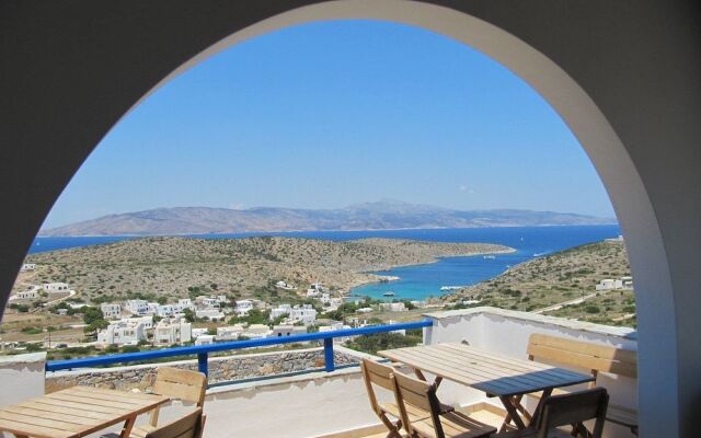Aiolos Hotel